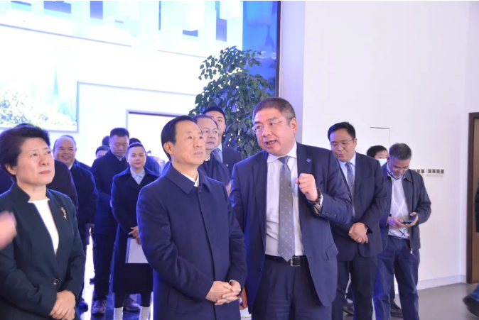 奋进新征程丨湖南省委书记许达哲一行莅临PG麻将胡了情形长沙基地调研考察